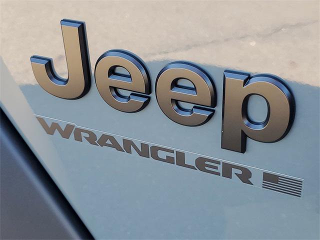 new 2025 Jeep Wrangler car, priced at $39,226