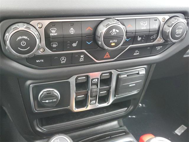 new 2025 Jeep Gladiator car, priced at $51,947
