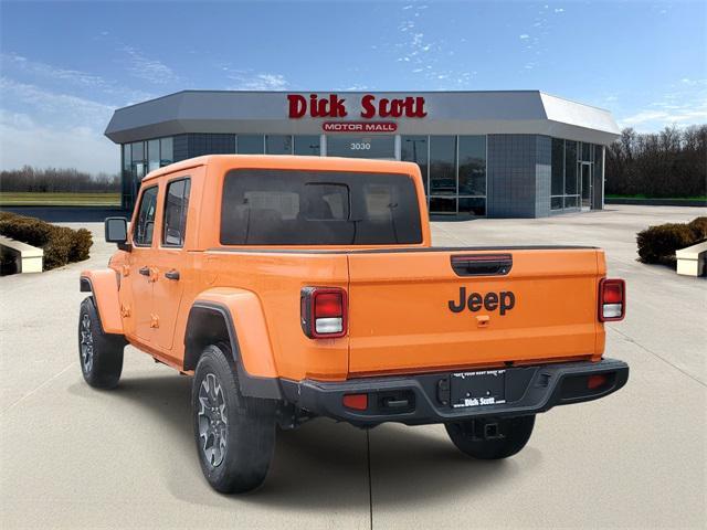 new 2025 Jeep Gladiator car, priced at $51,947