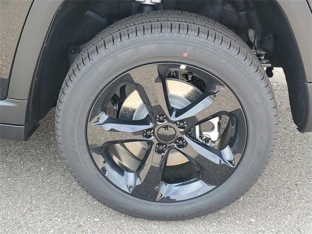 new 2025 Jeep Grand Cherokee L car, priced at $53,534