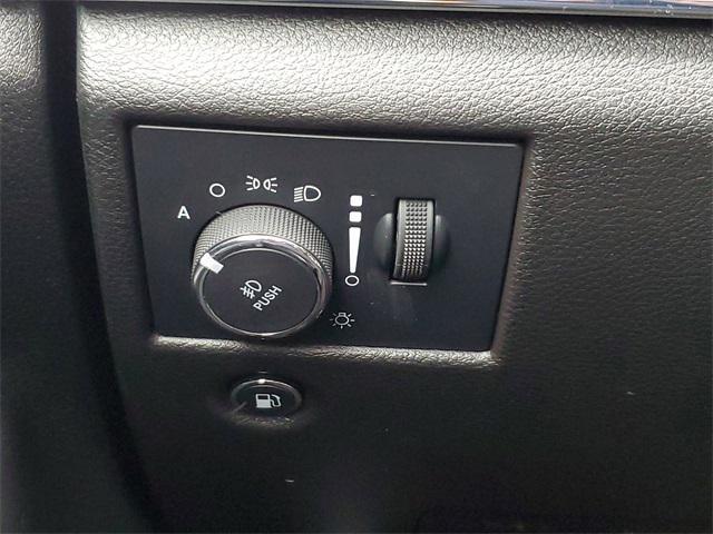 used 2021 Jeep Grand Cherokee car, priced at $30,495