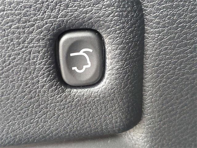 used 2021 Jeep Grand Cherokee car, priced at $30,495