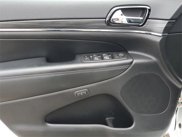 used 2021 Jeep Grand Cherokee car, priced at $30,495