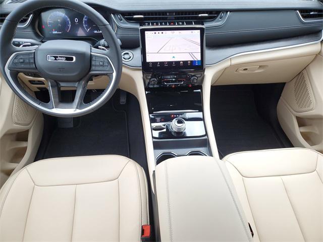 new 2025 Jeep Grand Cherokee car, priced at $43,746