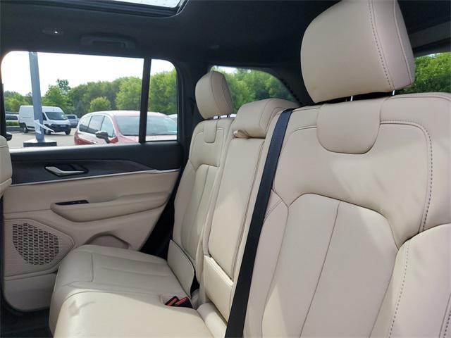 new 2025 Jeep Grand Cherokee car, priced at $46,246