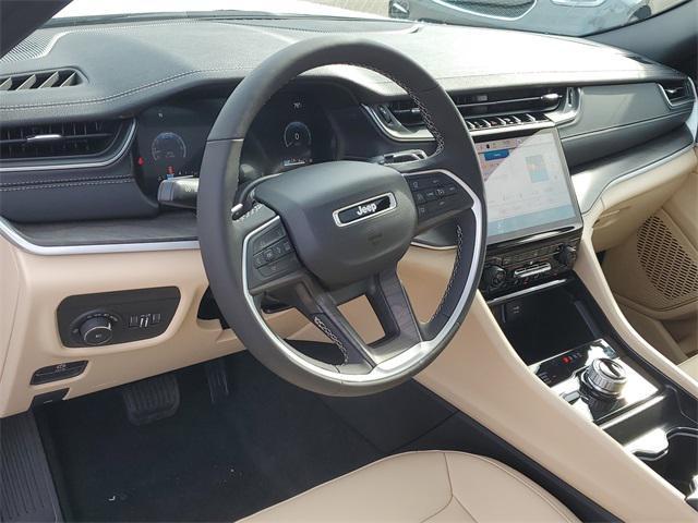 new 2025 Jeep Grand Cherokee car, priced at $46,246