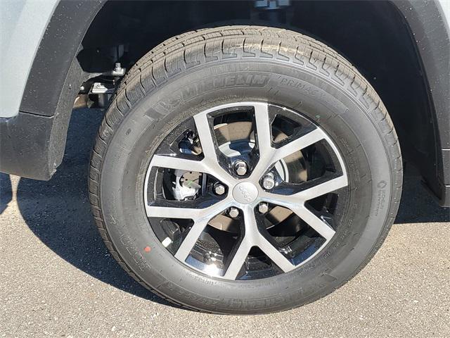 new 2025 Jeep Grand Cherokee car, priced at $46,023
