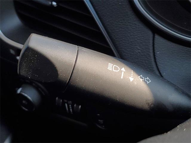 used 2019 Jeep Cherokee car, priced at $17,391