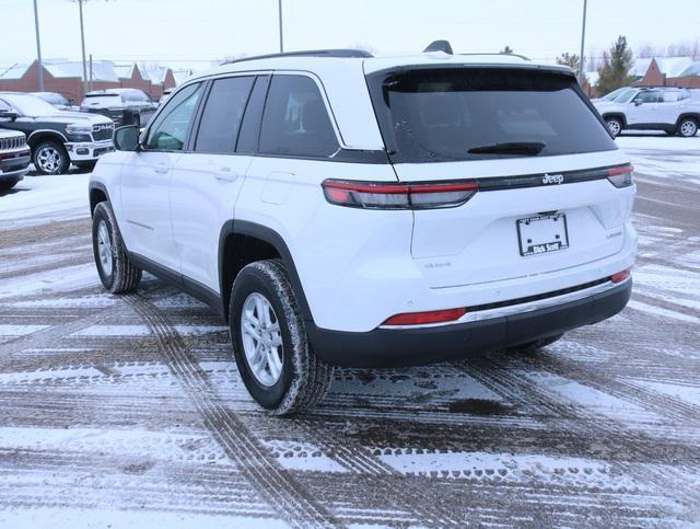 new 2025 Jeep Grand Cherokee car, priced at $37,477