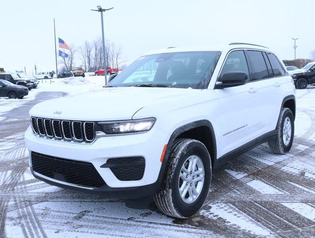 new 2025 Jeep Grand Cherokee car, priced at $37,477