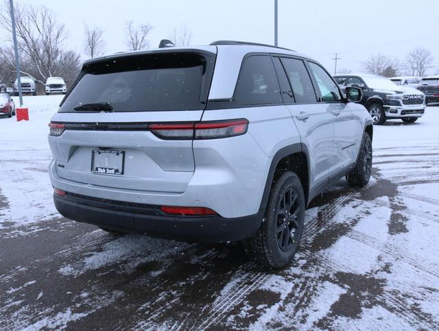 new 2025 Jeep Grand Cherokee car, priced at $41,666