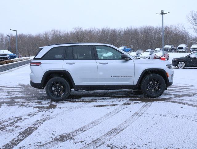 new 2025 Jeep Grand Cherokee car, priced at $41,666