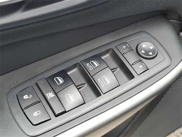 used 2019 Jeep Cherokee car, priced at $22,899