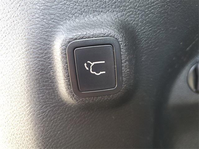 used 2019 Jeep Cherokee car, priced at $21,999