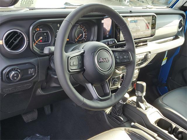 new 2025 Jeep Gladiator car, priced at $46,713