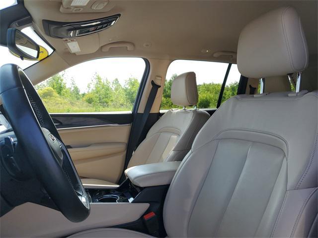 used 2022 Jeep Grand Cherokee car, priced at $32,899