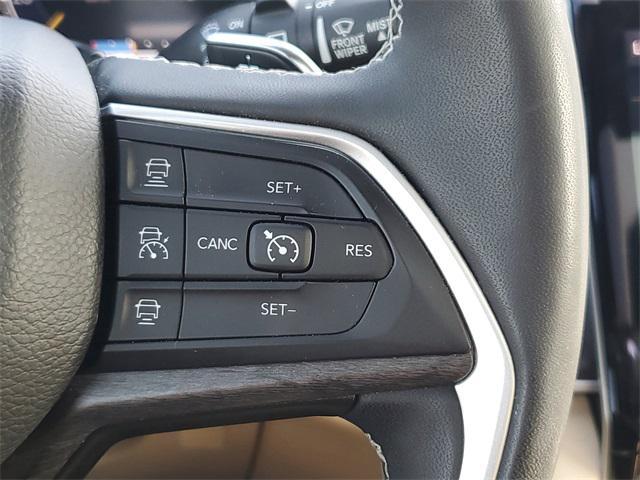 used 2023 Jeep Grand Cherokee car, priced at $28,395