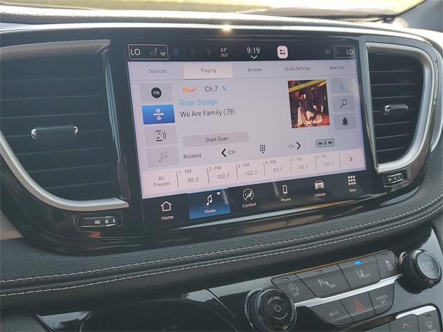 used 2021 Chrysler Pacifica car, priced at $32,571