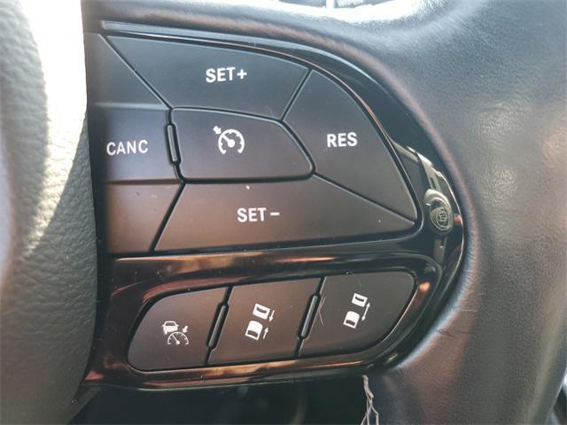 used 2021 Chrysler Pacifica car, priced at $32,571