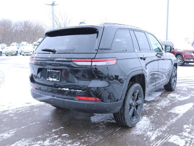 new 2025 Jeep Grand Cherokee car, priced at $42,221