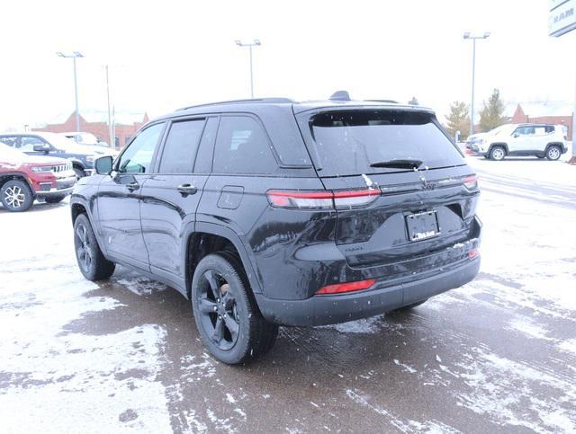 new 2025 Jeep Grand Cherokee car, priced at $42,221