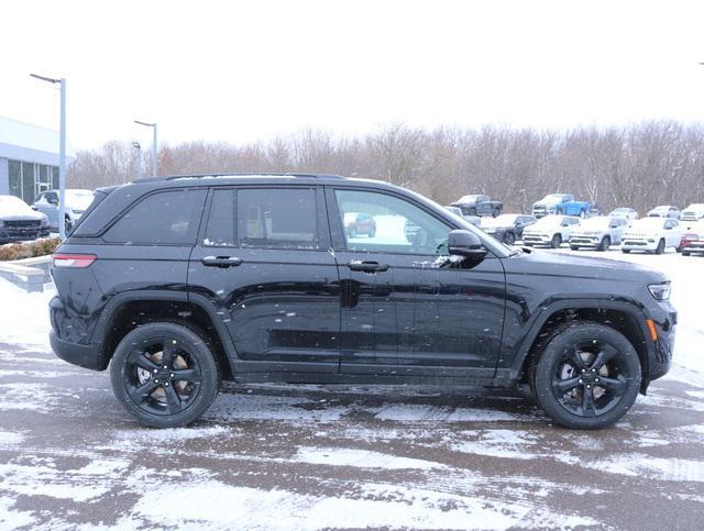 new 2025 Jeep Grand Cherokee car, priced at $42,221