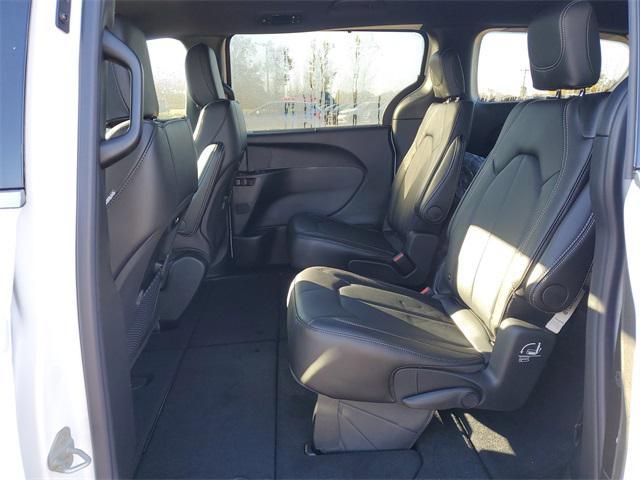 new 2026 Chrysler Pacifica car, priced at $38,821