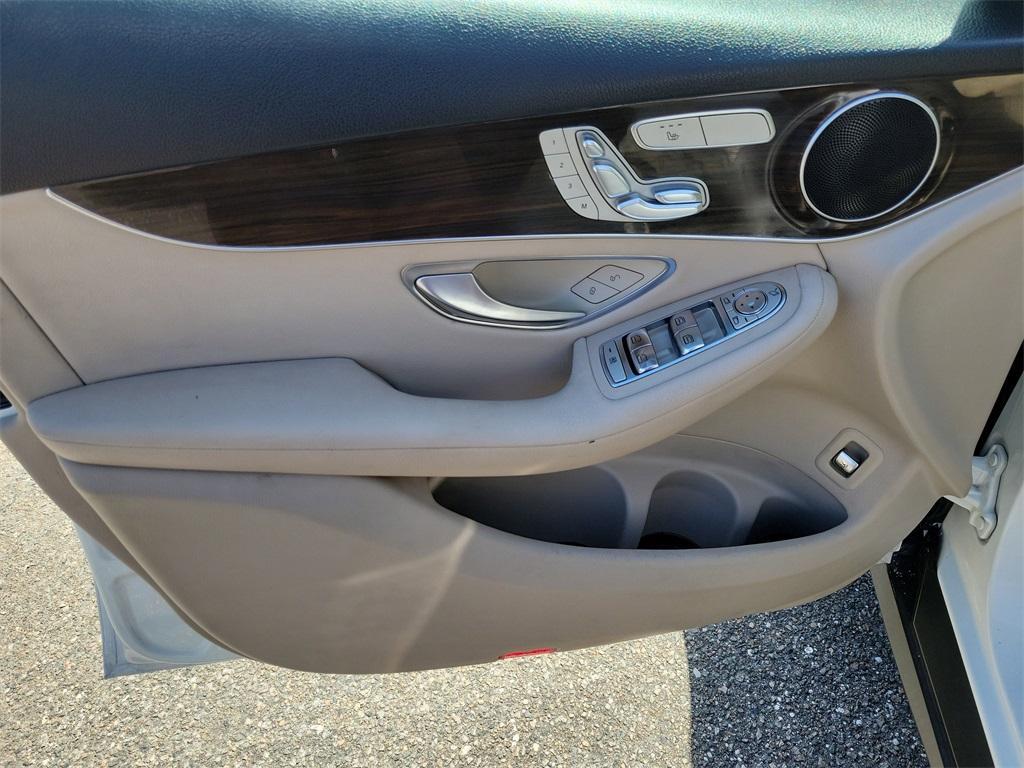 used 2018 Mercedes-Benz GLC 300 car, priced at $15,907
