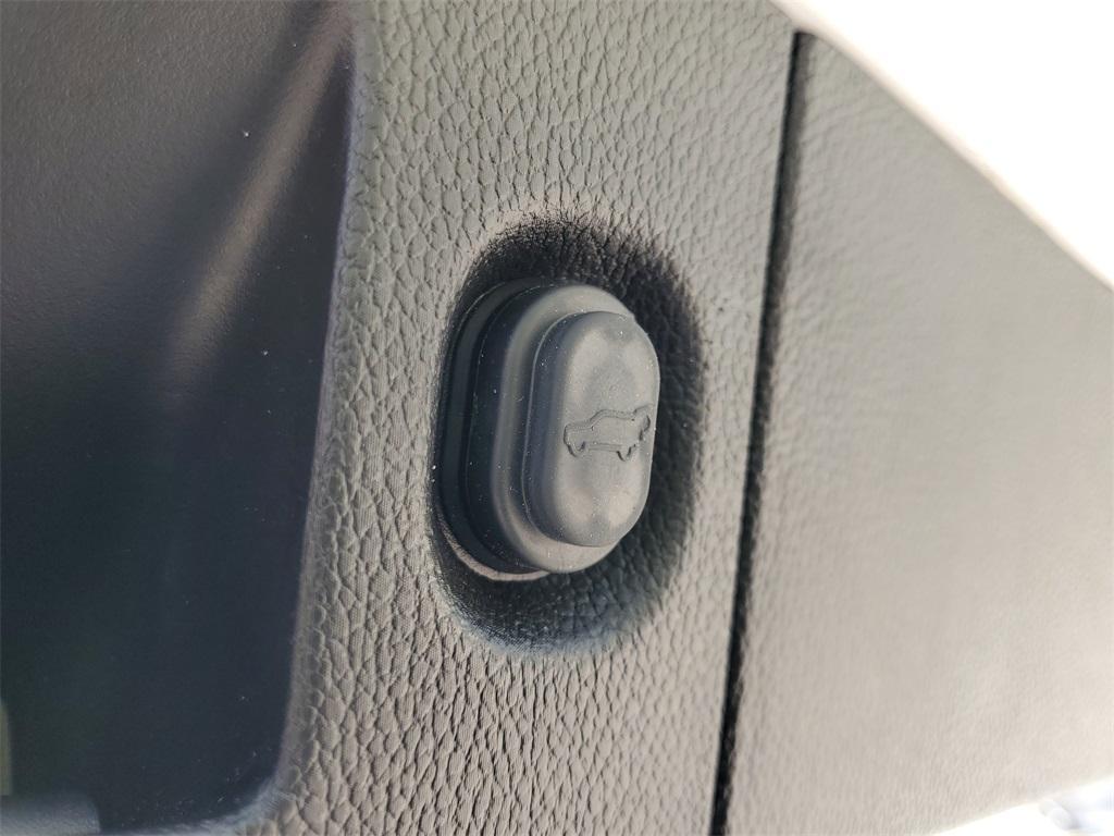 used 2018 Cadillac Escalade car, priced at $37,998
