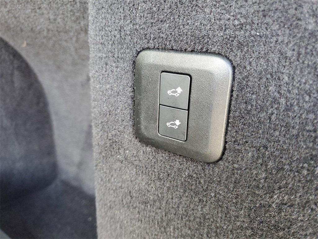 used 2021 Land Rover Range Rover Sport car, priced at $39,370