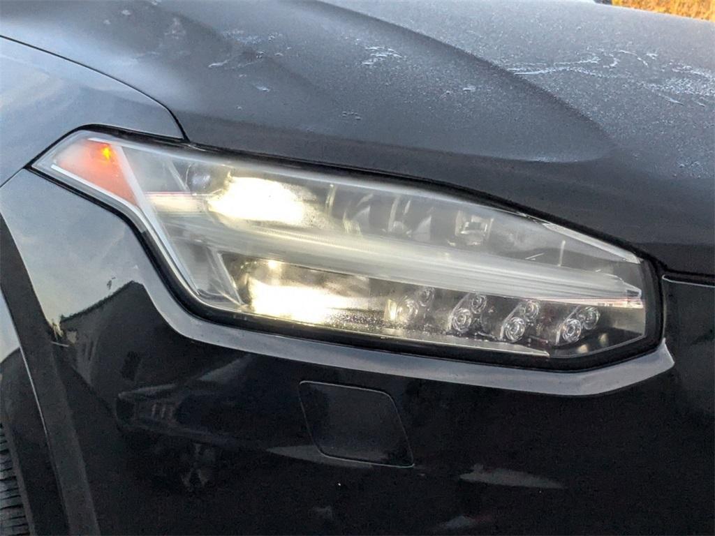 used 2020 Volvo XC90 car, priced at $30,222