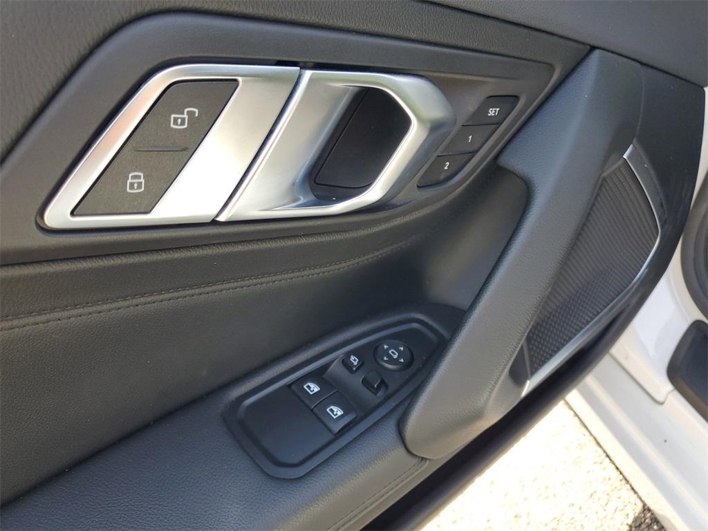 used 2022 BMW Z4 car, priced at $39,876