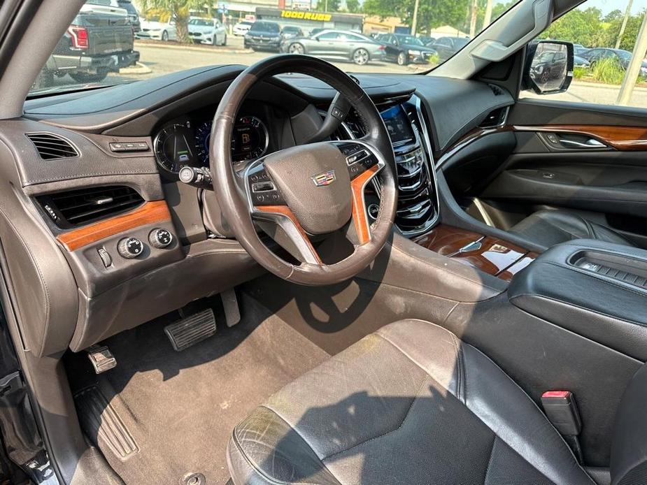 used 2018 Cadillac Escalade car, priced at $40,266