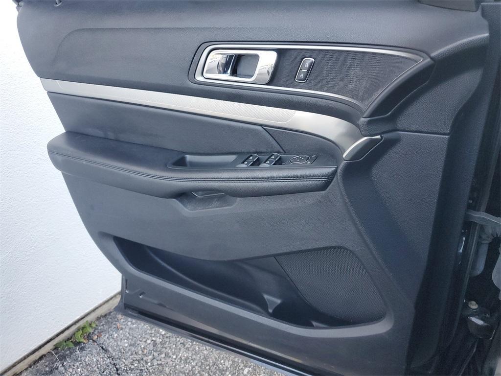 used 2019 Ford Explorer car, priced at $13,900