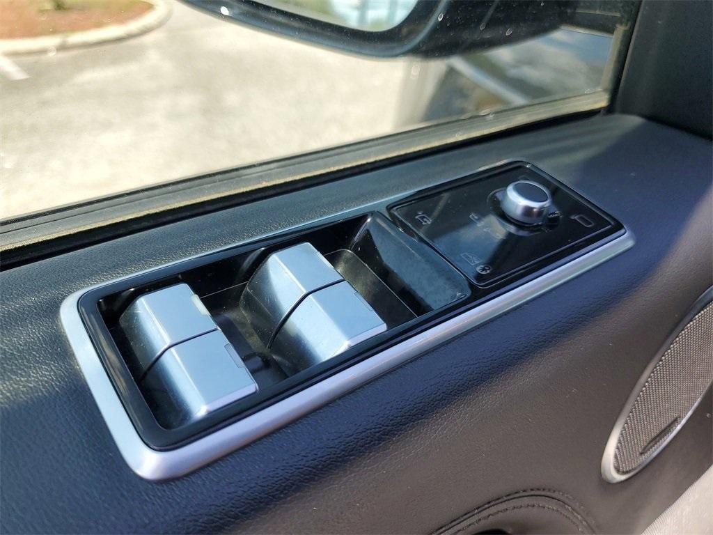 used 2021 Land Rover Range Rover car, priced at $44,940