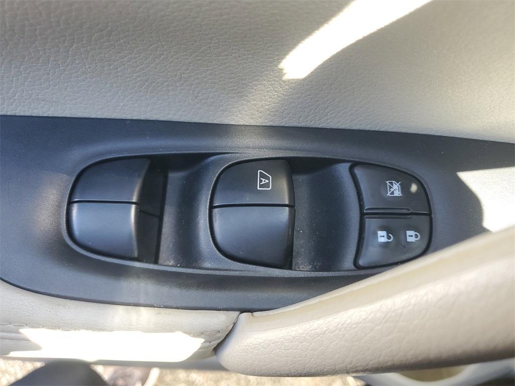 used 2020 Nissan Rogue Sport car, priced at $17,381