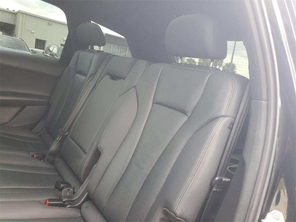 used 2022 Audi Q7 car, priced at $37,080