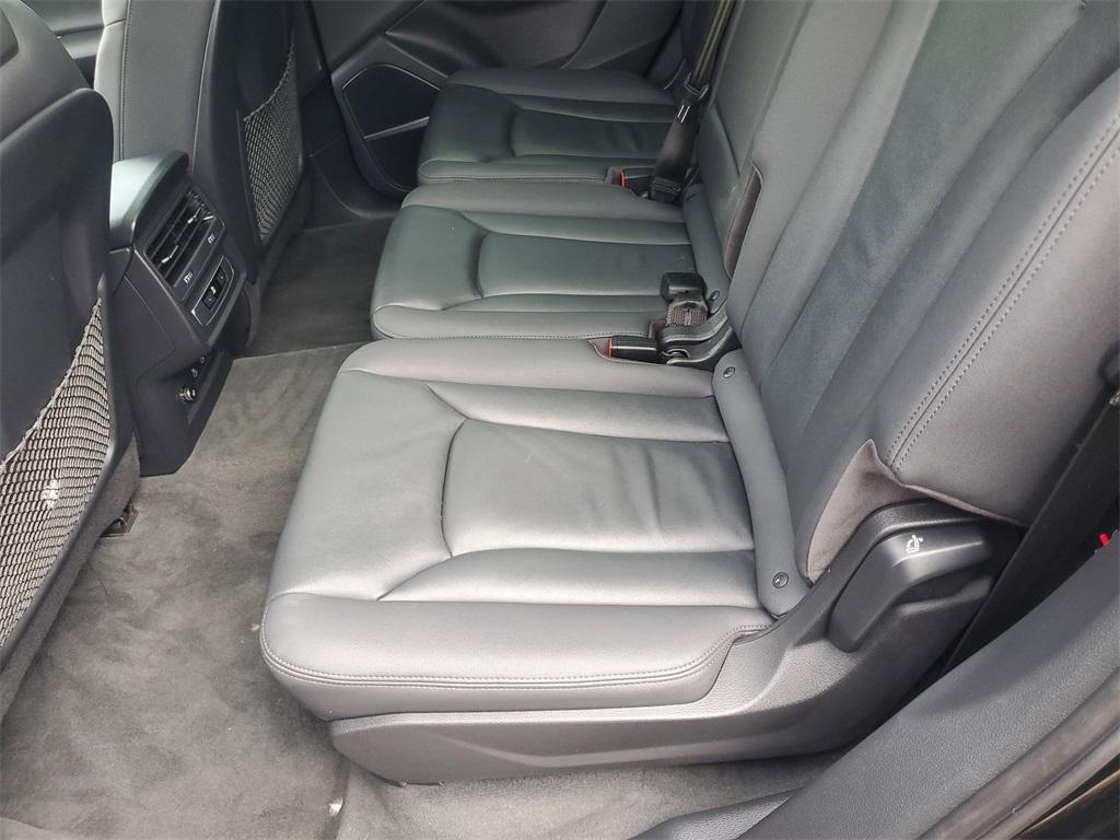 used 2022 Audi Q7 car, priced at $37,080