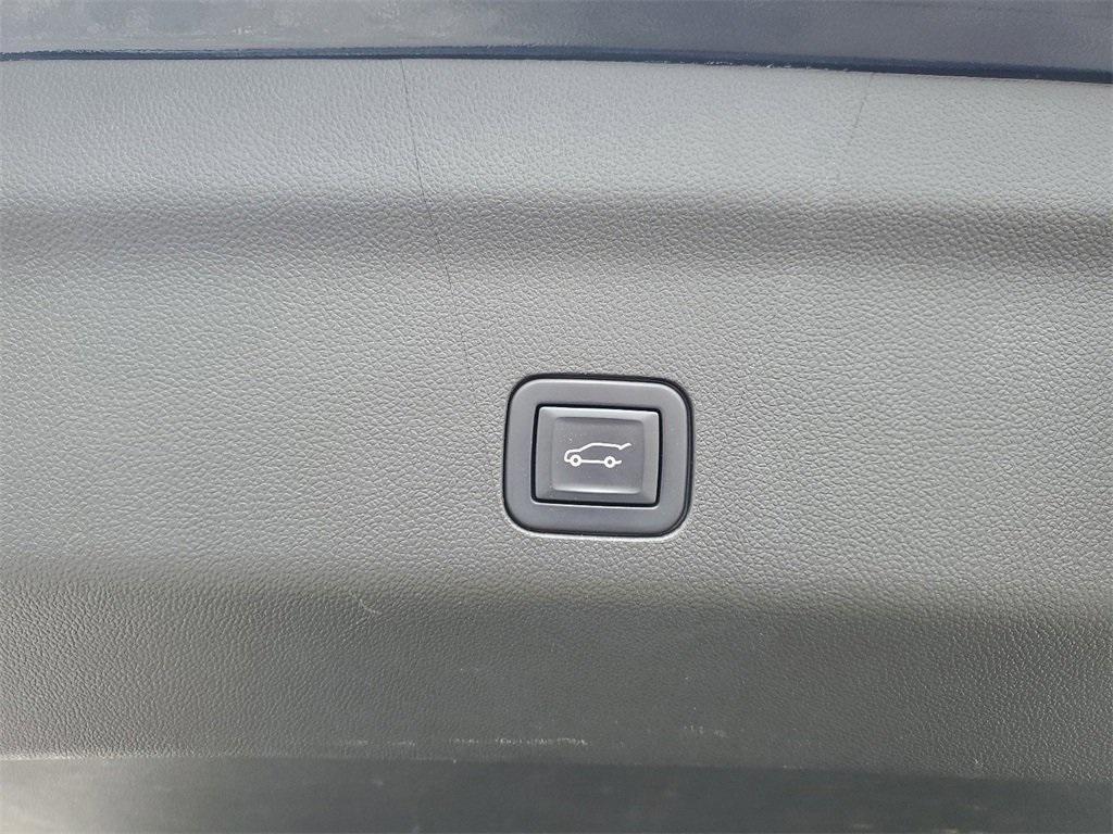 used 2022 Cadillac Escalade car, priced at $66,616