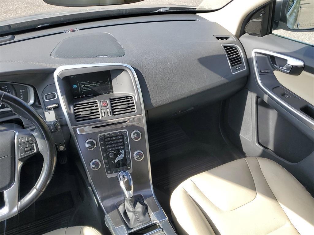 used 2016 Volvo XC60 car, priced at $7,821