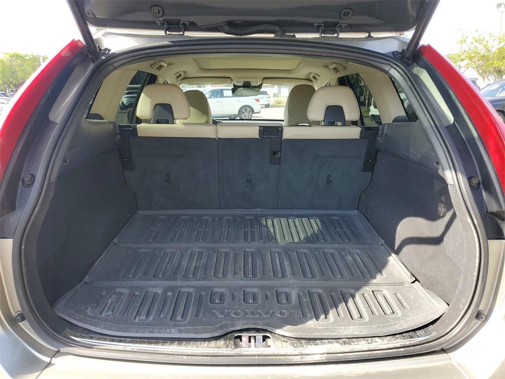 used 2016 Volvo XC60 car, priced at $7,821