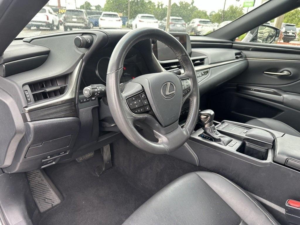 used 2019 Lexus ES 350 car, priced at $22,799