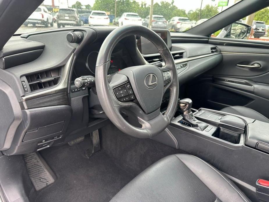 used 2019 Lexus ES 350 car, priced at $27,318