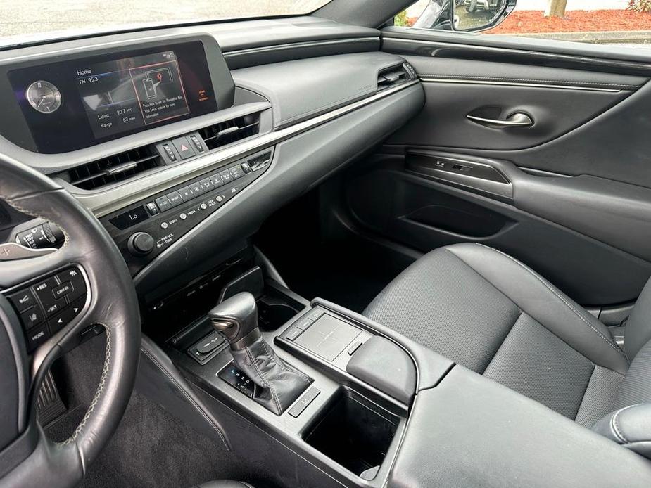 used 2019 Lexus ES 350 car, priced at $27,318