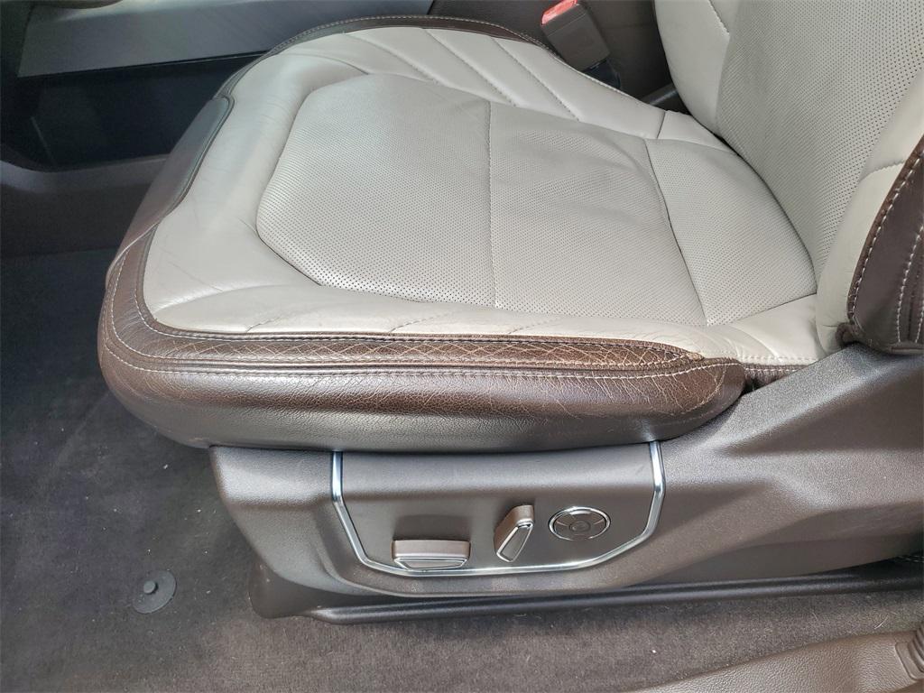 used 2019 Ford F-150 car, priced at $35,900