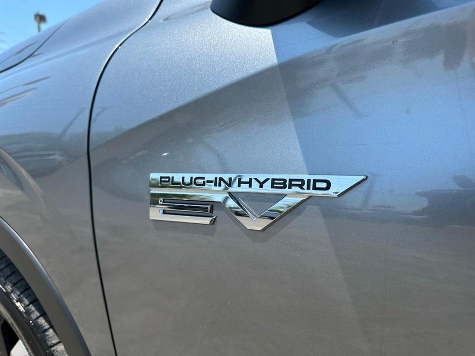 new 2024 Mitsubishi Outlander PHEV car, priced at $40,627