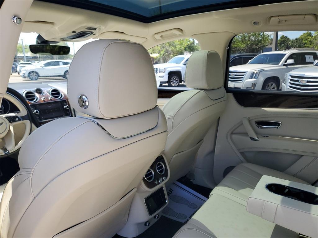used 2019 Bentley Bentayga car, priced at $88,191