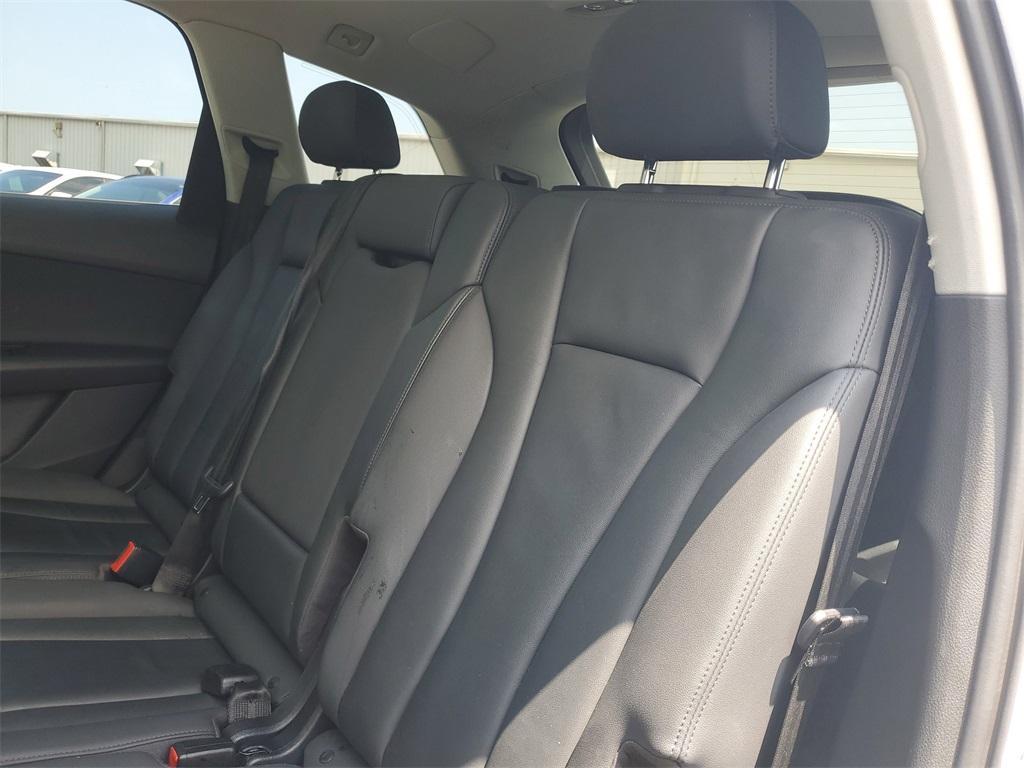 used 2020 Audi Q7 car, priced at $27,279