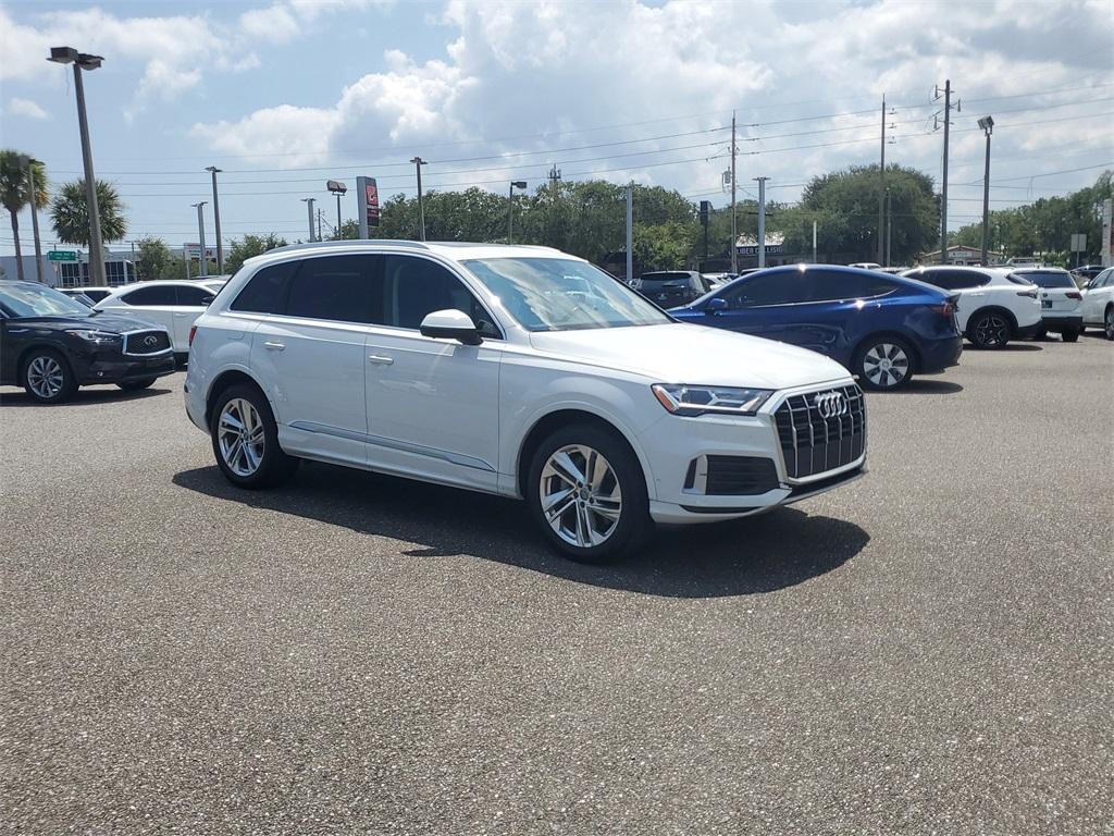 used 2020 Audi Q7 car, priced at $27,279