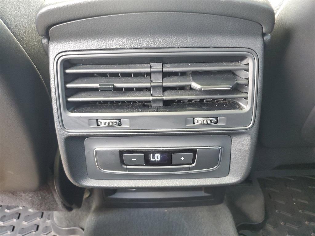 used 2020 Audi Q7 car, priced at $27,279